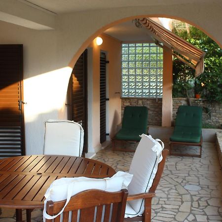 PUY Apartment Steblaj מראה חיצוני תמונה