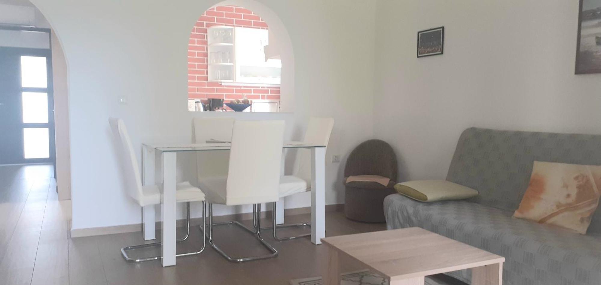 PUY Apartment Steblaj מראה חיצוני תמונה