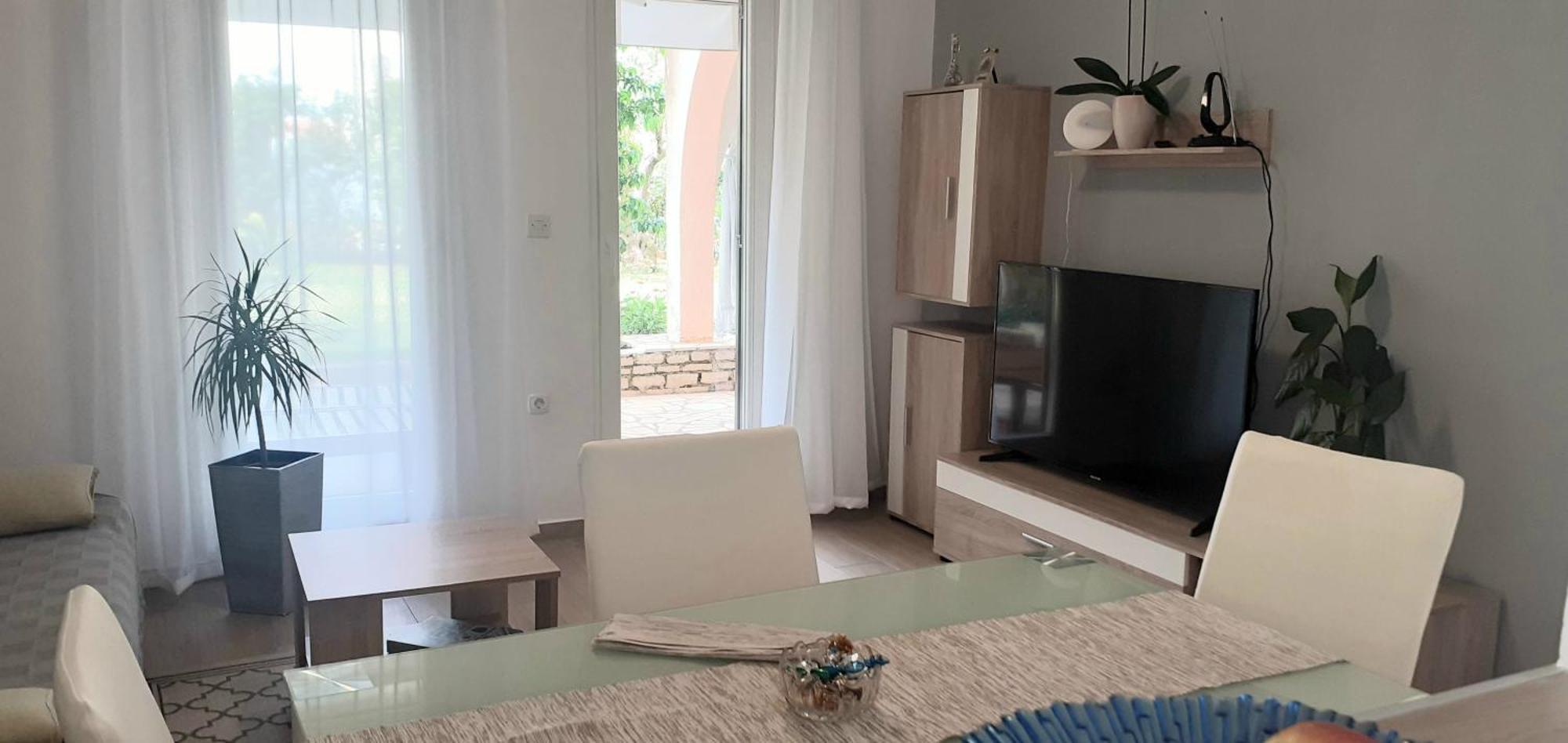 PUY Apartment Steblaj מראה חיצוני תמונה