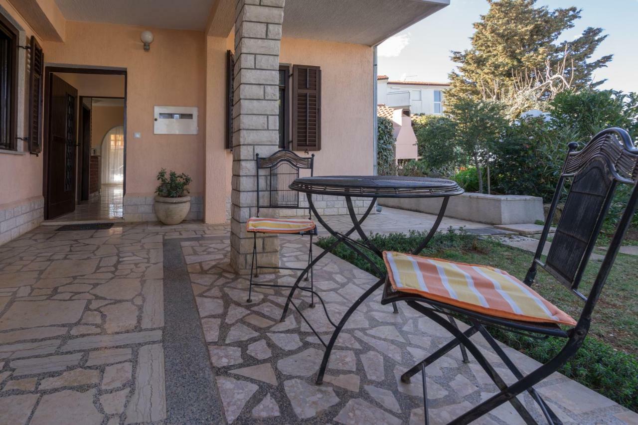 PUY Apartment Steblaj מראה חיצוני תמונה